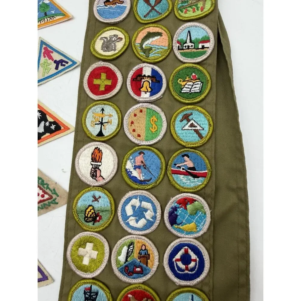 Vintage Girl Scouts Sash Merit Badges Pins Patches Large Mixed Scout Lot